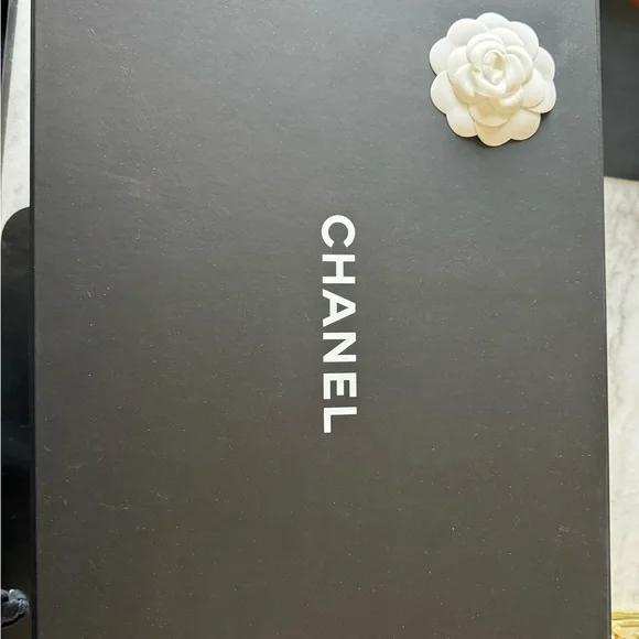 Chanel Trendy Handbag Medium Black Lambskin With Gold Hardware Crossbody ✨ 2019 - Picture 4 of 15